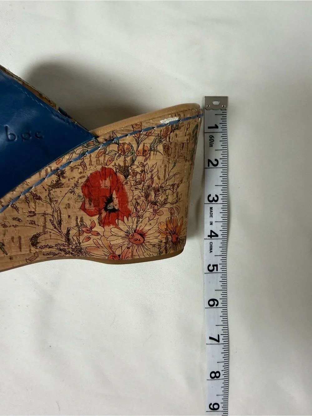 b.o.c. Born Concept 4” Wedge Slip On Sandals W/Flowers On Heel Size 9M